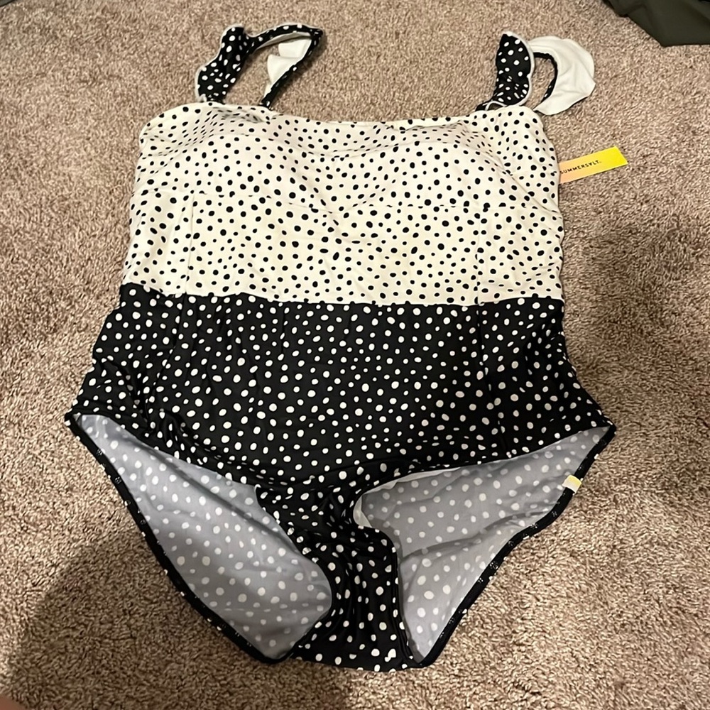 Summersalt ruffle oasis swimsuit